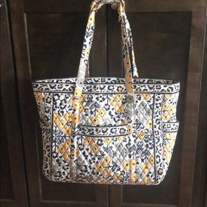 Vera Bradley bag